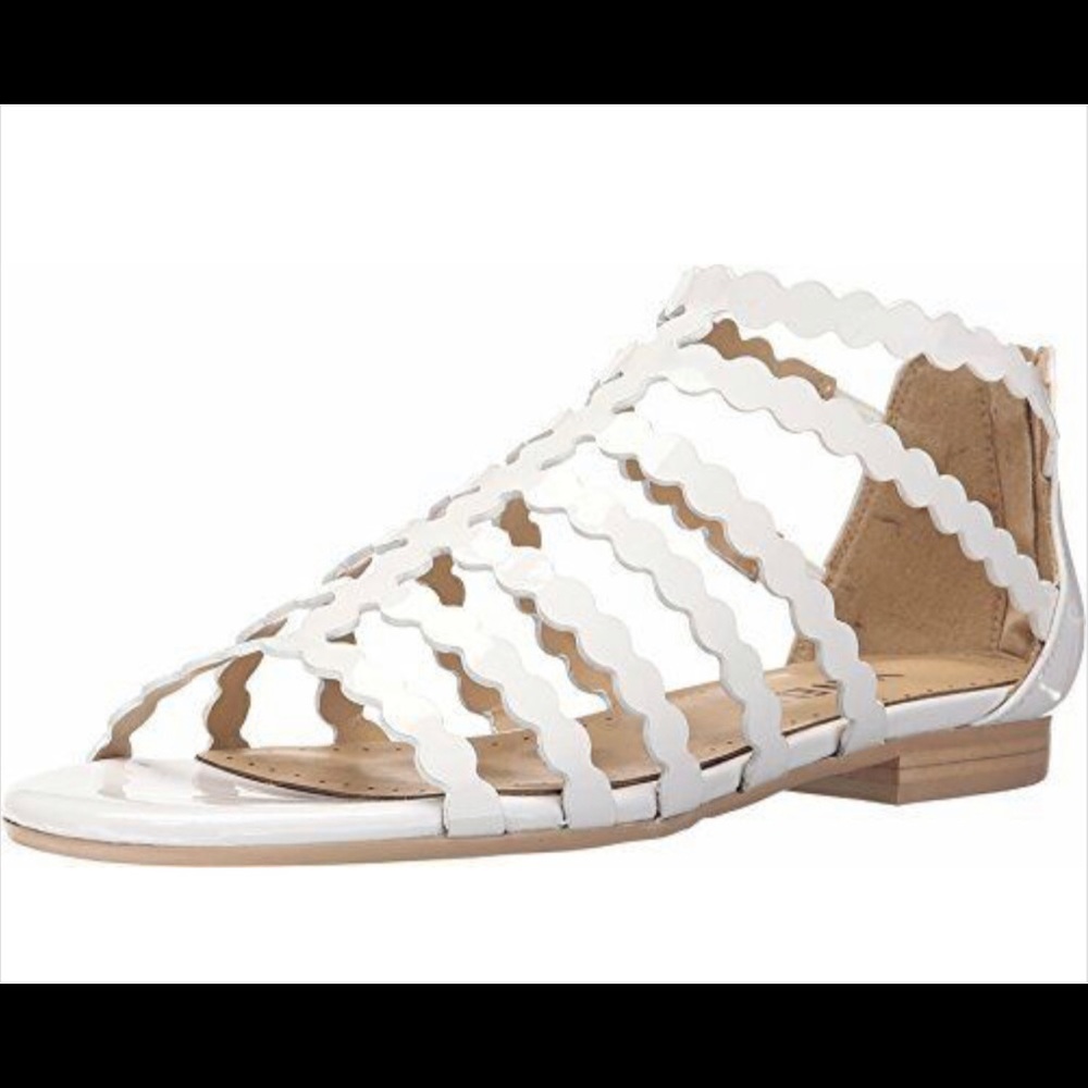 White Vaneli Emele Patent leather sandals US 8.5
